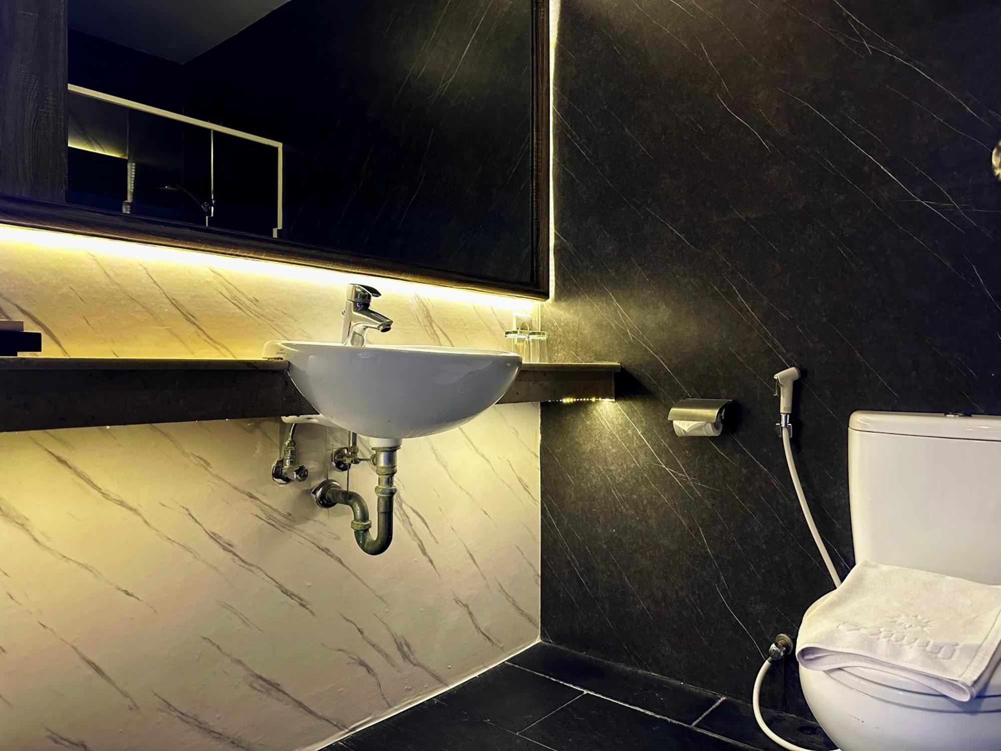 Stark Boutique Hotel And Spa Kuta Lombok Esterno foto